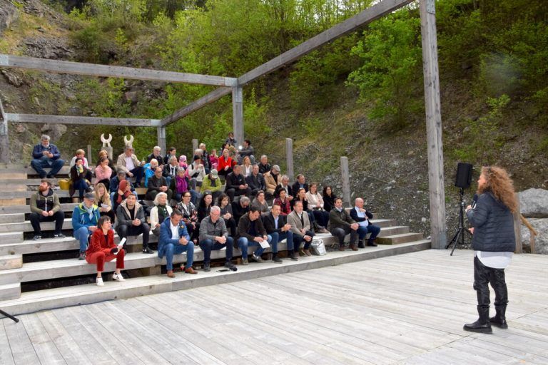 Auch der Kultursteg Walgau machte im Steinbruch Halt. <span class="copyright">sco</span>