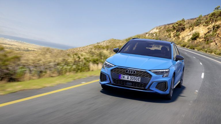Audi A3 Sportback: An Dynamik hat der Ingolstädter über die Jahre optisch deutlich zugelegt. Aktuell kann er Benziner, Diesel oder Plug-in-Hybrid sein.