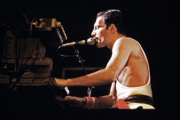 Auf dem Stutzflügel komponierte Freddie Mercury „Bohemian Rhapsody“. AFP