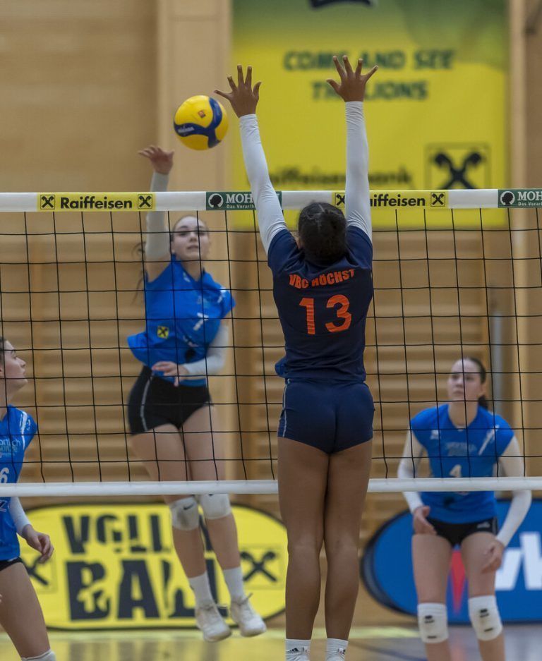 Bereits am 7. Oktober (14 Uhr) steigt in der Messe-Ballsporthalle das erste Saisonderby zwischen den Volleyballerinnen Raiffeisen VC Dornbirn und dem blum VBC Höchst.VN/DS