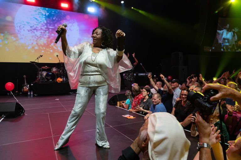 Boney M. mit Liz Mitchell sorgte mit „Daddy Cool“ oder „Rivers Of Babylon“ für Stimmung.