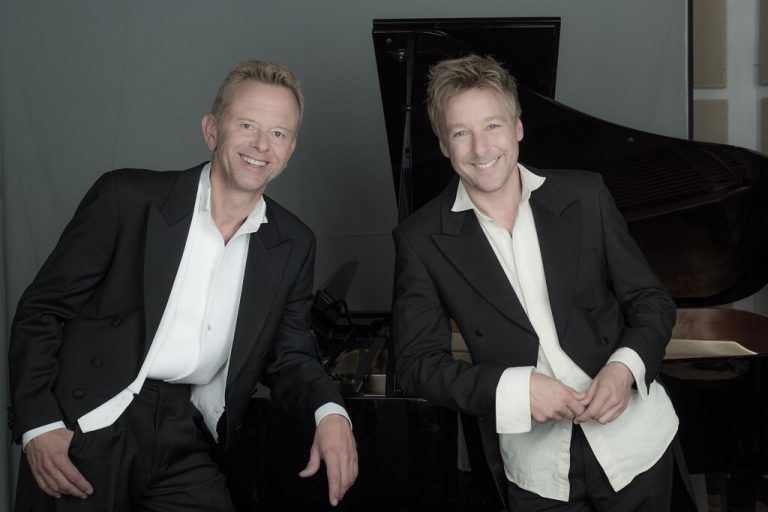 Der erfolgreiche Liedbegleiter Volker Nemmer begleitet Max Müller (r.) musikalisch.CHRISTIAN RIEGER
