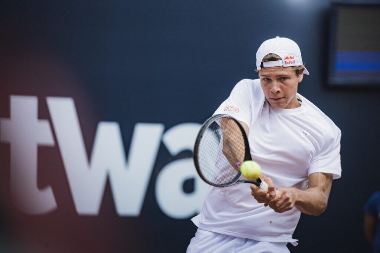 Der Harder Joel Schwärzler macht mit dem Sieg in Osaka einen Sprung in die Top Ten der Junioren-Welt. Nächste Station ist das Tour Finals in Chengdu (CHN).knoll