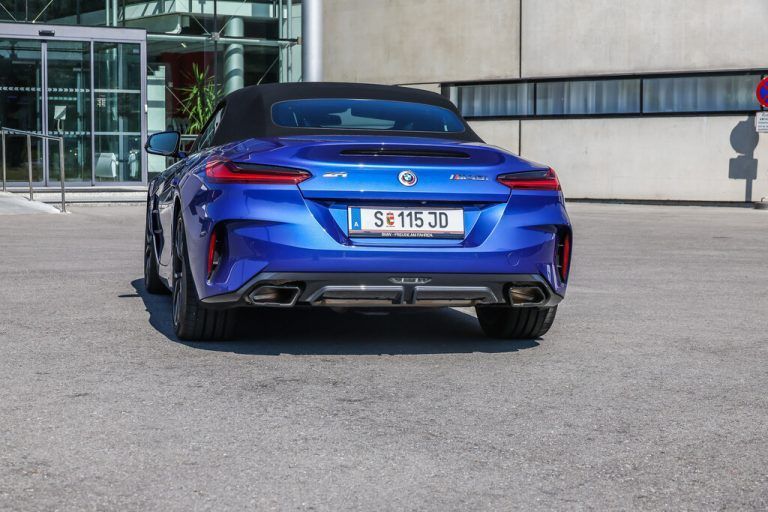 Der Z 4 zelebriert den rundum dynamisch-knackigen Auftritt bis ins Heck.VN/Steurer