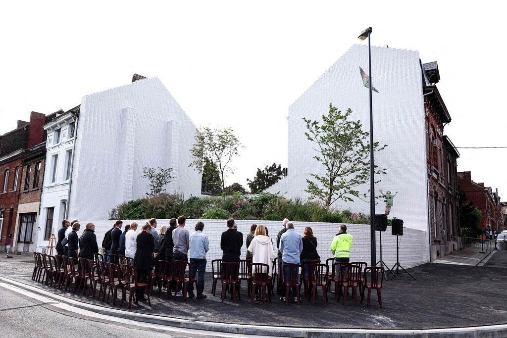 Dutroux-Haus wird Gedenkgarten