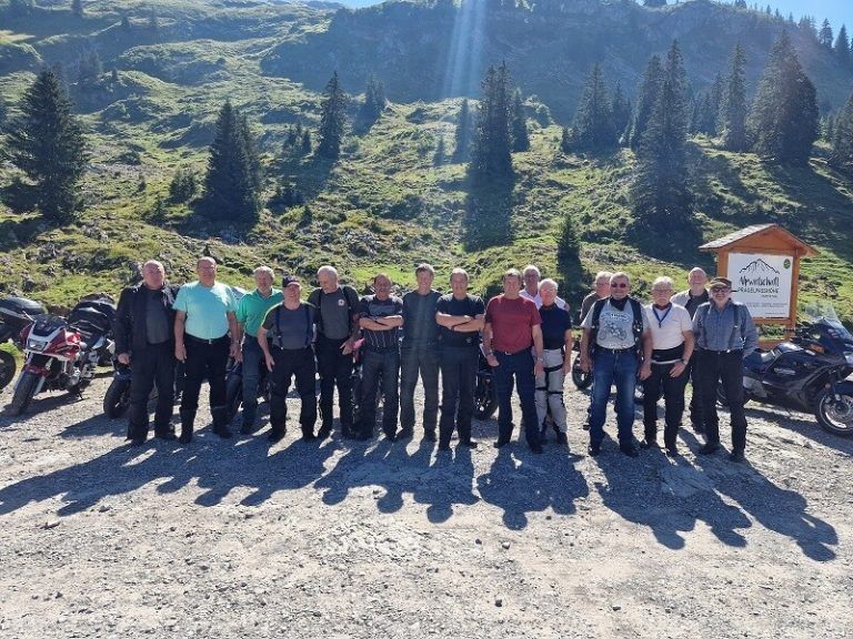 Die PVÖ-Vorarlberg-Biker eroberten die Schweizer Alpen. PVÖ