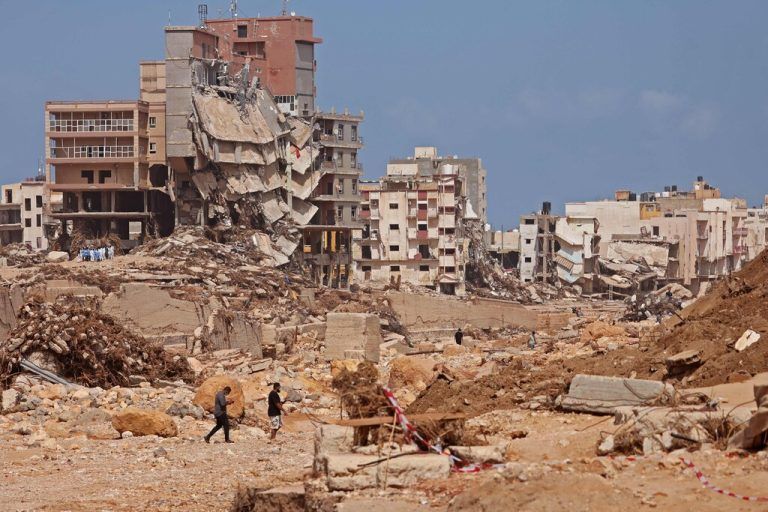 Dieses Bild zeigt die Zerstörung nach der Sturzflut, die Sturm Daniel in Derna, Libyen, verursacht hat. Tausende kamen ums Leben. AFP