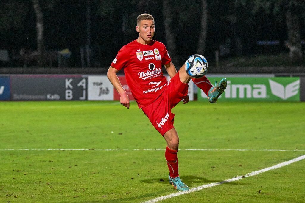 Santin führt Rot­hosen zum 1:0-Sieg über Amstetten. »C2