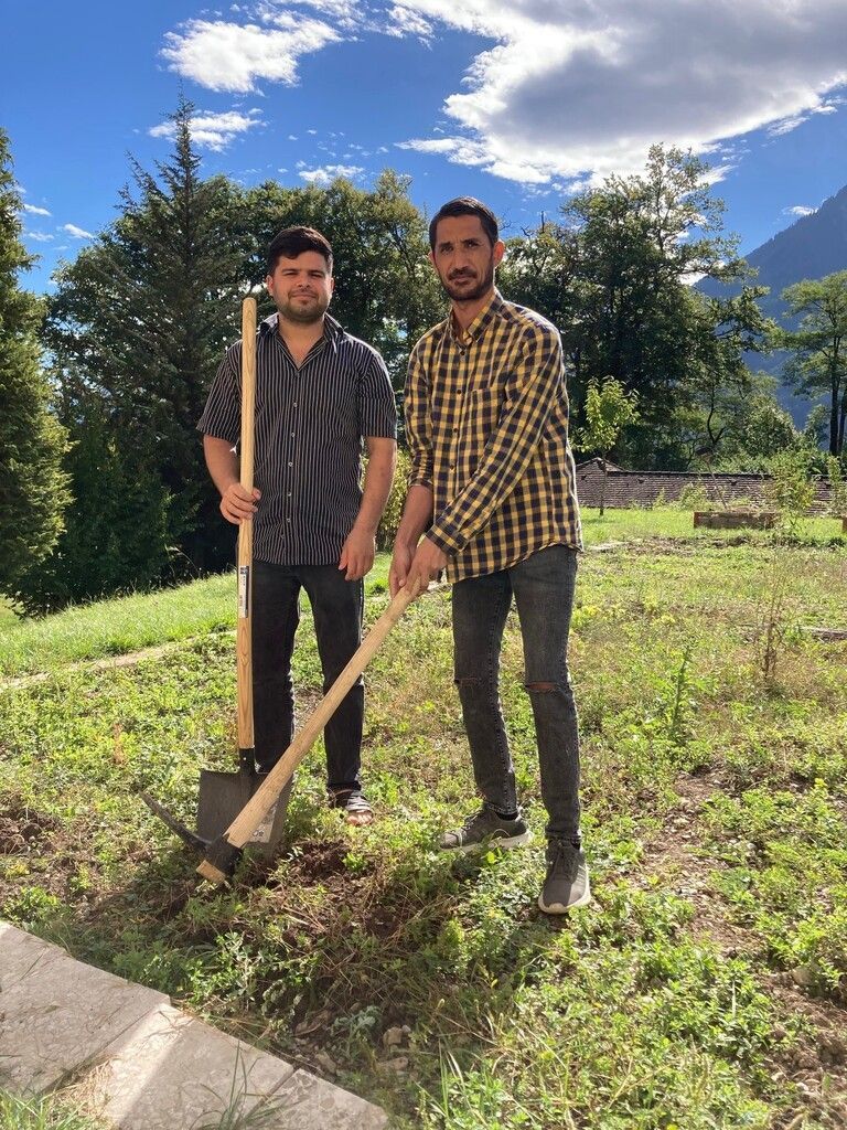Geteilte Meinungen über eine ­geplante verpflichtende ­Arbeit für Asylwerber. »A5
