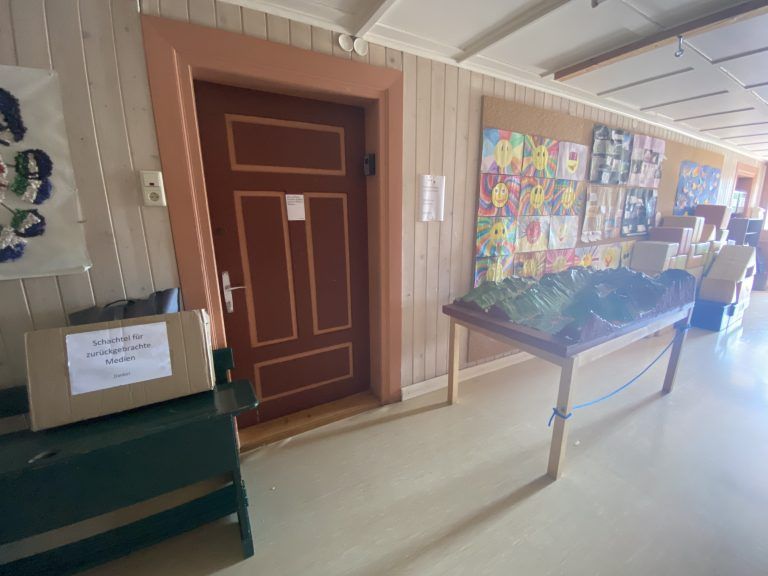 Der Eingang zur Bibliothek wird versetzt.