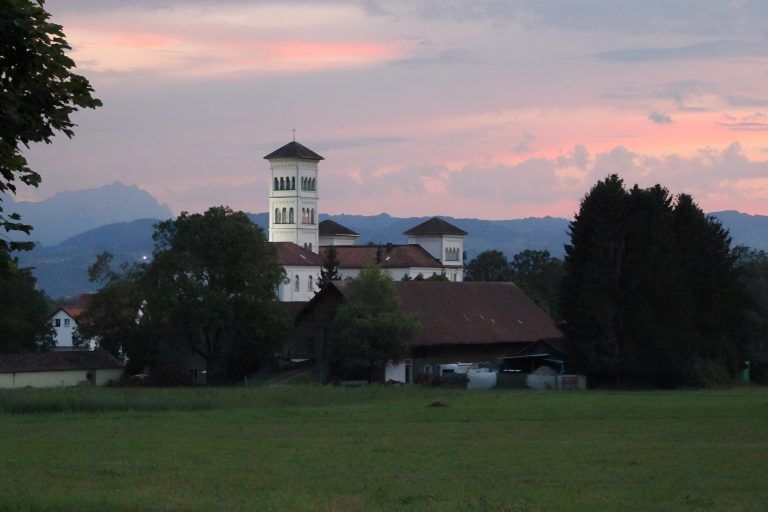 Das Konzept „Kloster 3000 – ein gemeinwohlorientiertes, genossenschaftlich organisiertes Quartier für leistbares Wohnen“ wurde in einer Ausstellung auf dem Klostergelände präsentiert.
