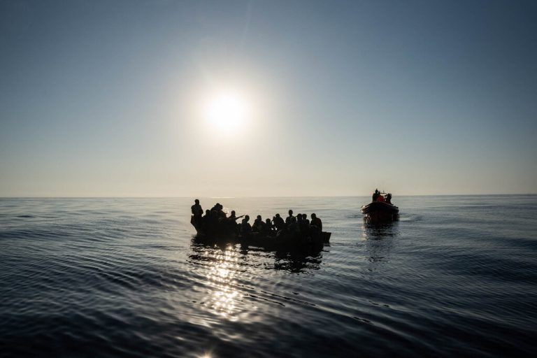 Viele Menschen versuchen, über das Mittelmeer nach Europa zu gelangen. AFP