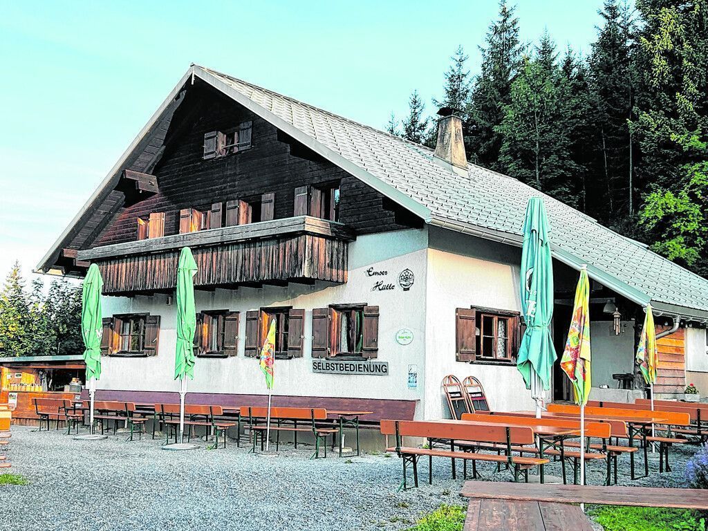 Eine Nacht auf der Emser Hütte gewinnen