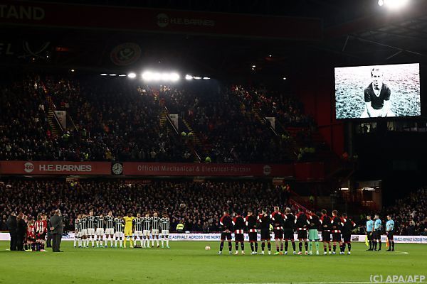 Kalajdzic-Siegestor für Wolves - ManUnited gedenkt Charlton