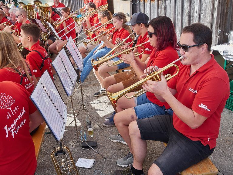 Auch die Jungmusik Fraxern kam für den Frühschoppen extra auf die Alpe.