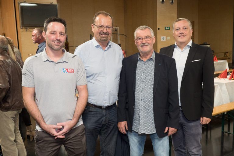 Matthias Kathan, Bürgermeister Rainer Siegele aus Mäder, Karl Kathan und Gemeinderat Christoph Längle.