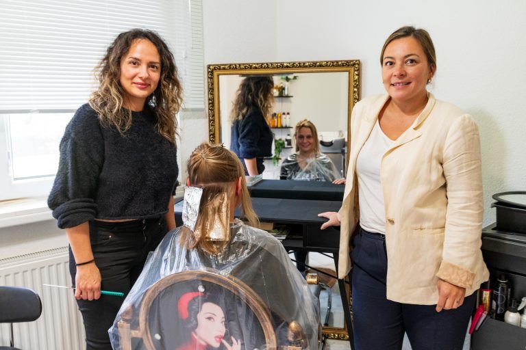Jolie hat die Aktion gemeinsam mit ihrer Schwester Zeliha Arslan ins Leben gerufen. <span class="copyright">VN/Stiplovsek</span>