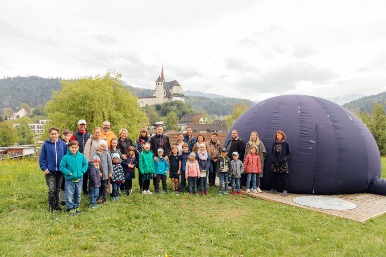 Das Pop-up Planetarium bereitet Kindern und Jugendlichen große Freude. <span class="copyright">VN-TK (7)</span>