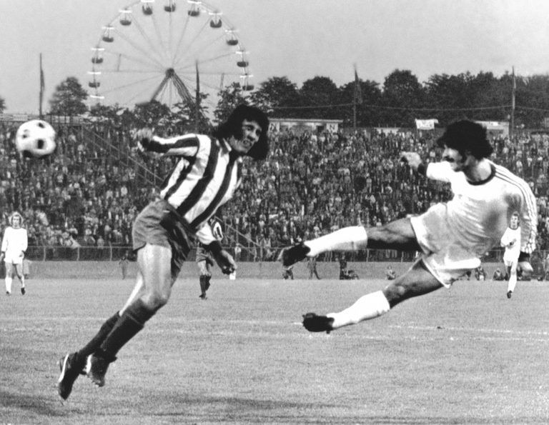 Gerd Müller traf mit seinen zu großen Schuhen fast immer. <span class="copyright">APe</span>