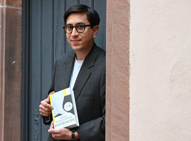 Der Preis für den besten deutschsprachigen Roman des Jahres wird jährlich zum Auftakt der Frankfurter Buchmesse vergeben. <span class="copyright">Arne Dedert/dpa </span>