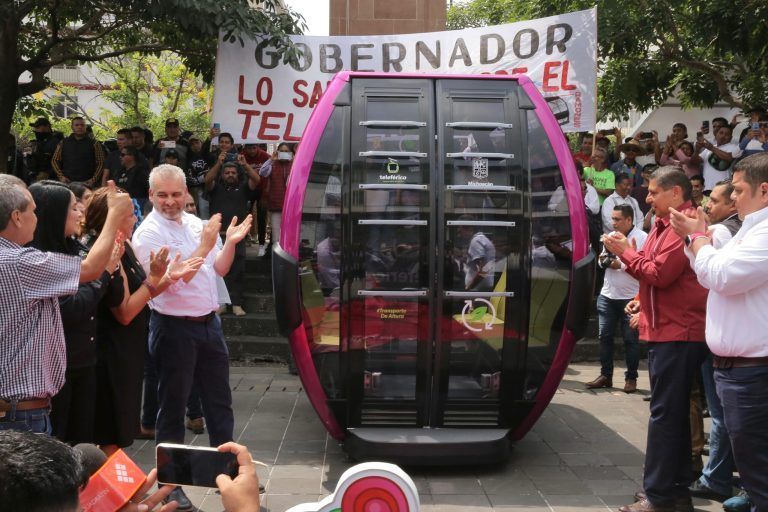 Die Präsentation der Stadtseilbahn-Pläne und Kabinen in der mexikanischen Stadt Uruapan wurde von Initiatoren und vielen künftigen Passagieren beklatscht. <span class="copyright">SMVTV</span>