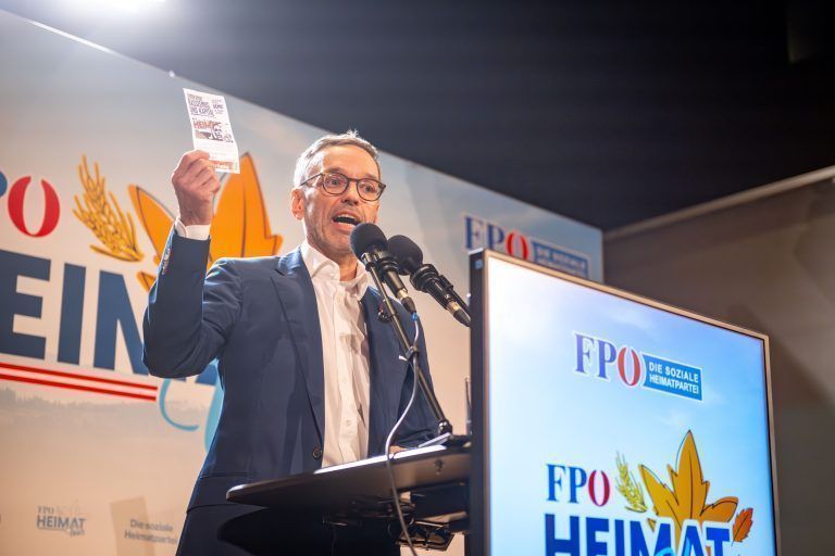 Herbert Kickl startete mit einer Attacke gegen Wallner und gegen die SJ. <span class="copyright">VN/Rhomberg</span>