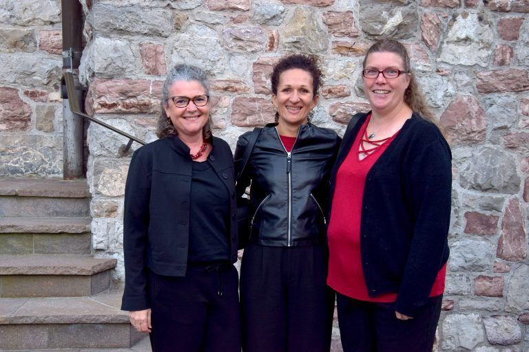 Elisabeth Scheibl, Sonia Ben Romdhane und Astrid Neßler.