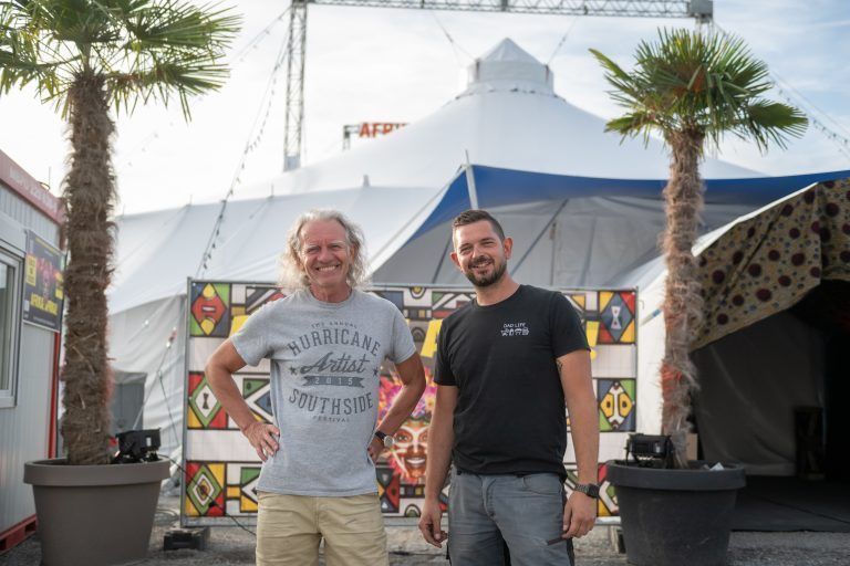 Produzent Hubert Schober (l.) und Vorarlberger Projektleiter Fabian Feldmann sind über die Jahre sehr gute Freunde geworden. <span class="copyright">rhomberg</span>
