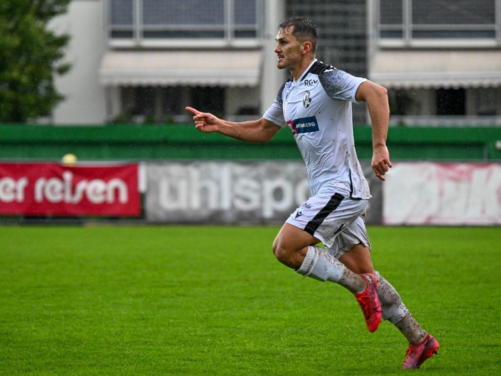 Letztes Heimspiel im Lustenauer Exil für SW Bregenz. »A1