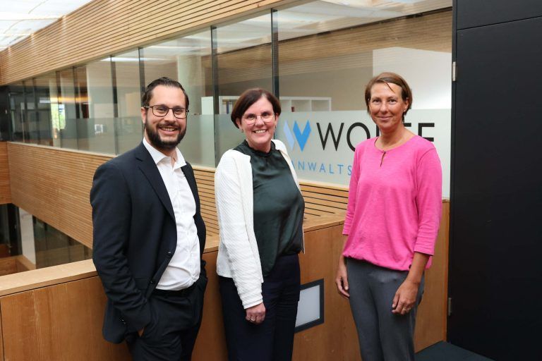 RA Daniel Wolff, Mitarbeiterinnen Katharina Mätzler und Sibylle Kaufmann.
