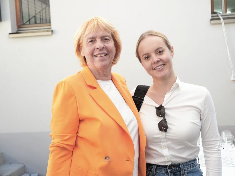 Unter den Gästen: Judith Luger und Clara Böhler (Luger Mode).
