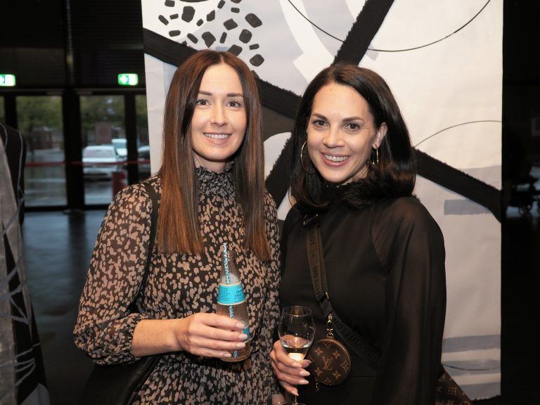 Unter den Besuchern: Sabine Nachbaur (K10-Design) und Bianca Faes.