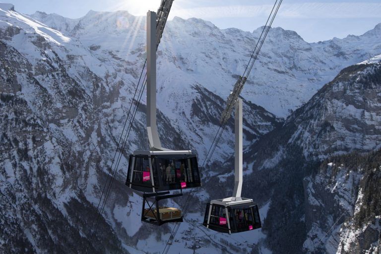 Spektakulär: Garaventa baut Seilbahn zur James-Bond-Filmlocation Schilthorn. »D1