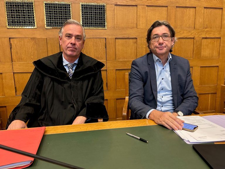 Verteidiger Rechtsanwalt Stefan Wirth (l.) und Privatbeteiligtenvertreter Stefan Denifl. <span class="copyright">vn/gs</span>