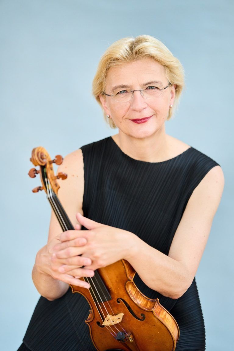 Solistin ist die deutsche Geigerin Antje Weithaas.  <span class="copyright">Kaupo Kikkas</span>
