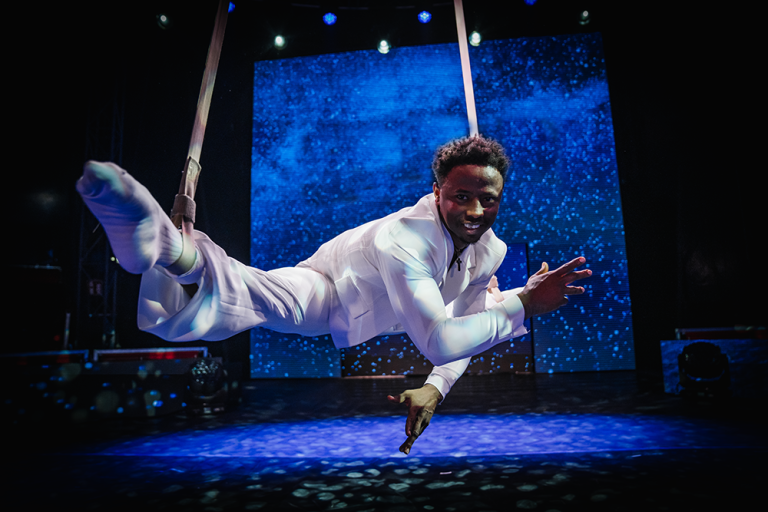 "Afrika! Afrika!" ist bereits 2015 entstanden. <span class="copyright">Bizcomburnz</span>