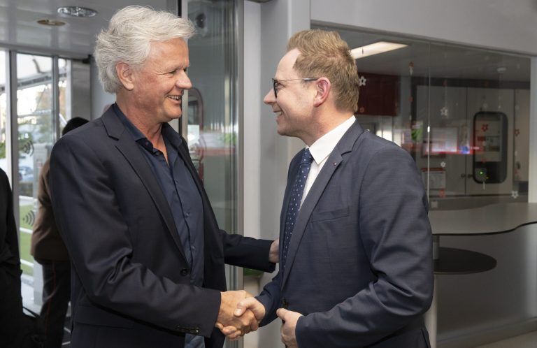 Spitalsdirektor Gerald Fleisch und Landesdirektor Markus Klement im Gespräch. 