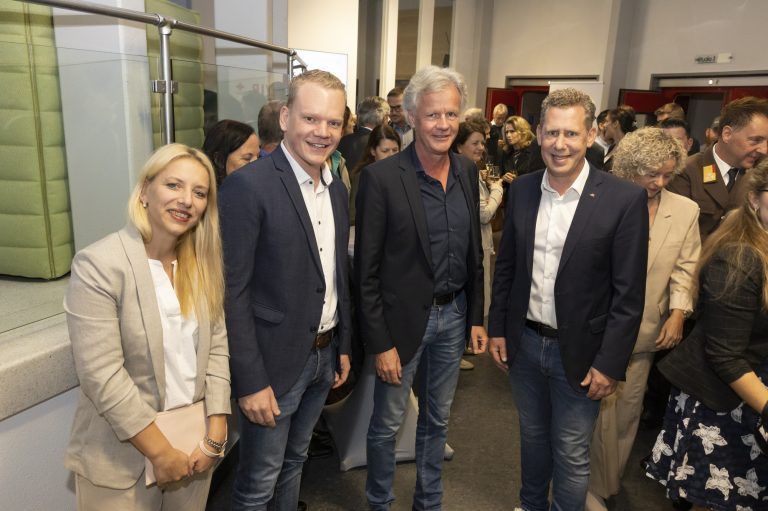 Nicole Hosp, Christof Bitschi (FPÖ), Spitalsdirektor Gerald Fleisch und AK-Präsident Bernhard Heinzle. 