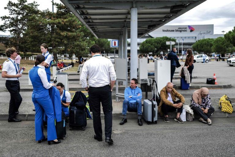 Auch der Flughafen Toulouse wurde wegen einer Bombendrohung evakuiert.  AFP