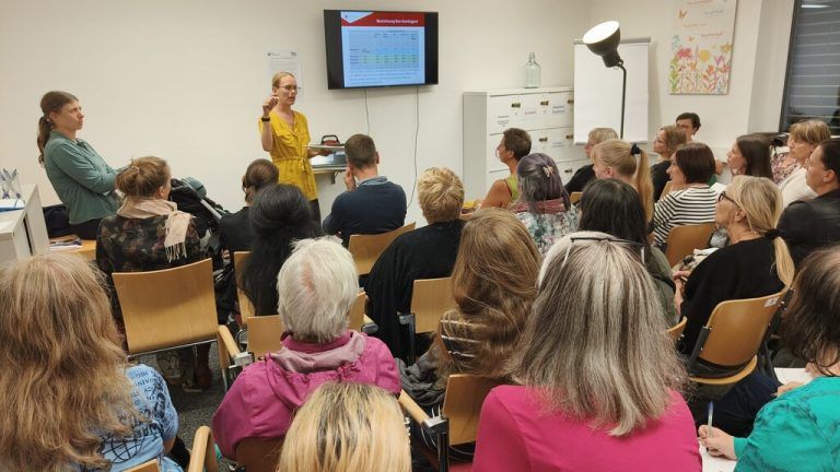 Aufmerksame Zuhörer folgten der Präsentation im gut besuchten Veranstaltungssaal. Einzigartig EV
