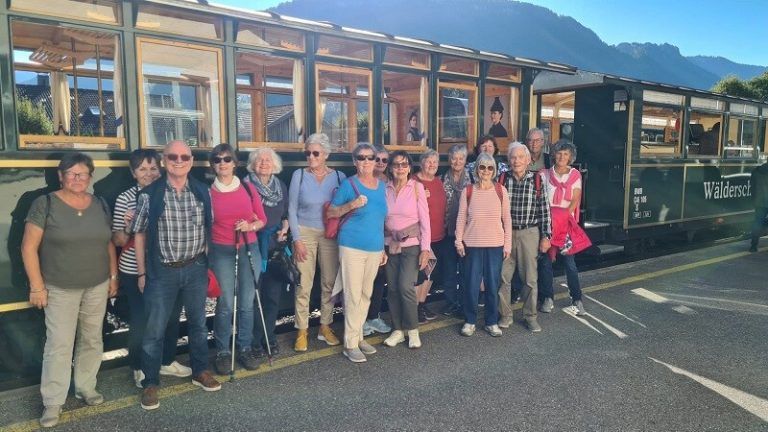 Die PÖffis fuhren mit dem Wälderbähnle von Bezau nach Schwarzenberg.PVÖ