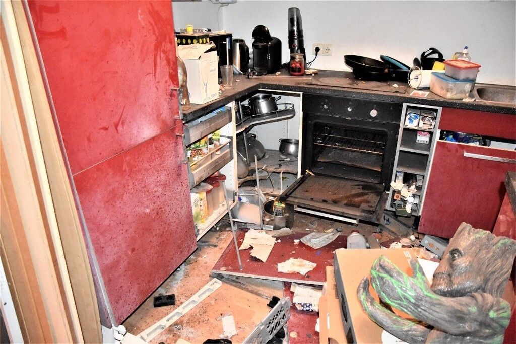 Betrunkener zündet Kugelbombe in Wiener Wohnung