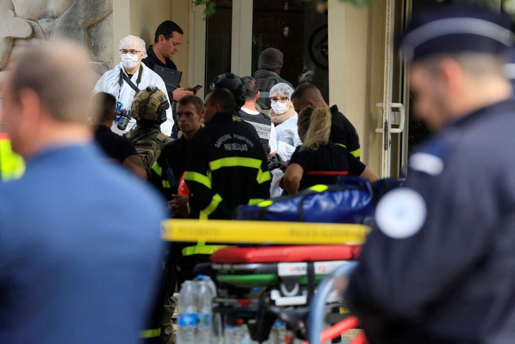 Ein Todesopfer nach Messerattacke an französischer Schule