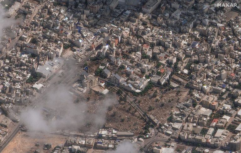 Ein Satellitenbild zeigt das Al-Ahli Krankenhaus im Gazastreifen nach der Explosion. Maxar Technologies/Reuters