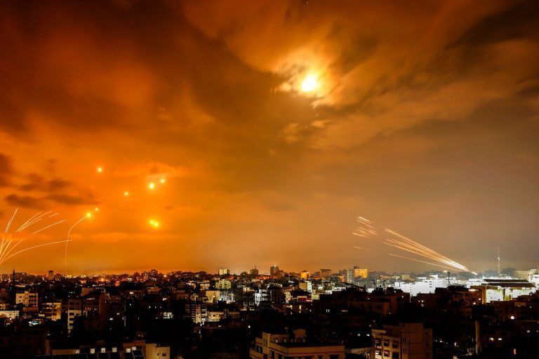 Krieg in Israel. Die terroristische Hamas greift seit ­Samstag großflächig an. »D7