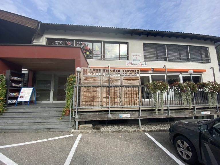 Dorfcafé, Dorfbistro, "Zum Hock", Gastronomie
