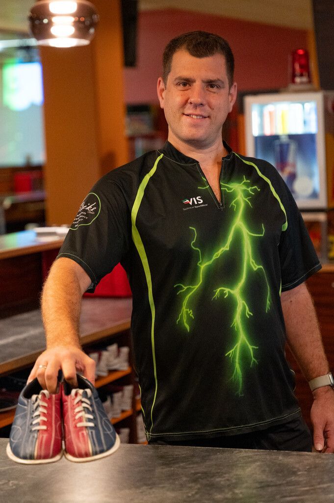 Kühlechner spielt leidenschaftlich gerne Bowling.
