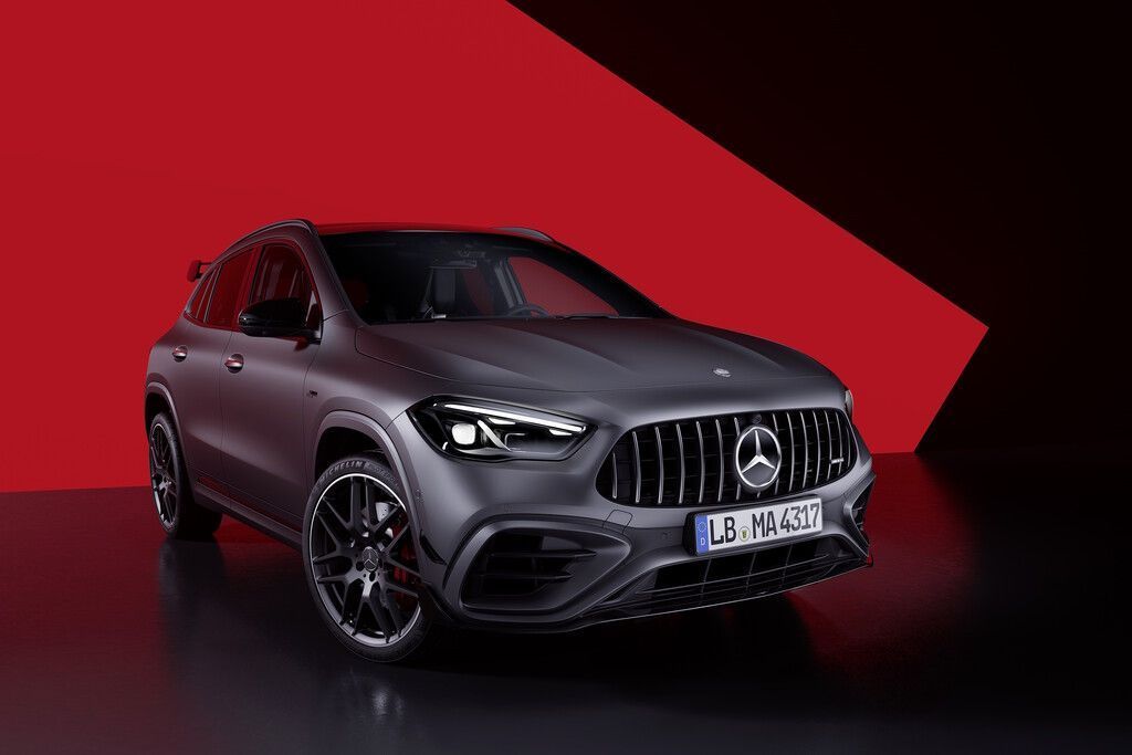 Autonews der Woche Optisches Upgrade für die Performance-Variante des Mercedes GLA / Produktionsende für den Up / Zweite Generation des BMW X2
