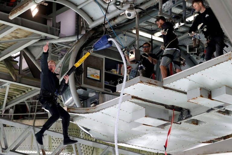 Mike Heard sprang innerhalb von 24 Stunden 941 Mal von der Auckland Bridge. AFP