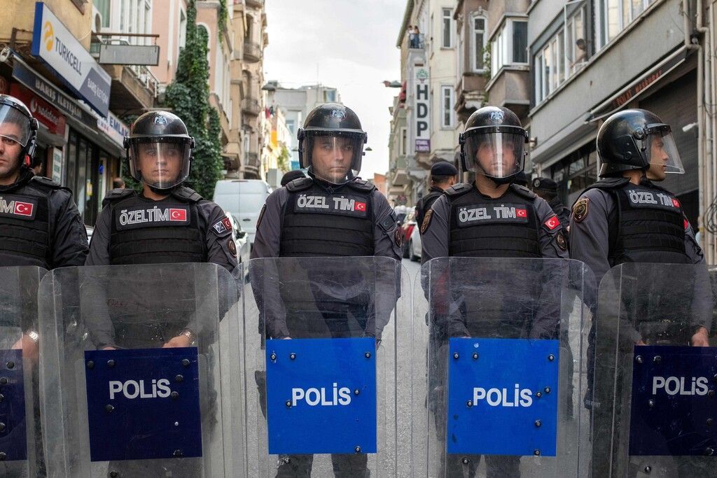 Politik in Kürze